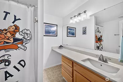 21024 Springhaven Way E, Bonney Lake, WA 98391 - Photo 19