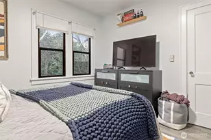 6110 8th Ave NW, Seattle, WA 98107 - Photo 13