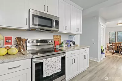 6110 8th Avenue NW, Seattle, WA 98107 - Photo 11