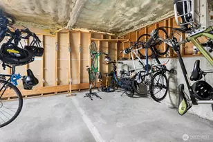 7600 Greenwood Ave N, Seattle, WA 98103 - Photo 19