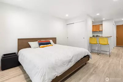 7600 Greenwood Avenue N #209, Seattle, WA 98103 - Photo 9