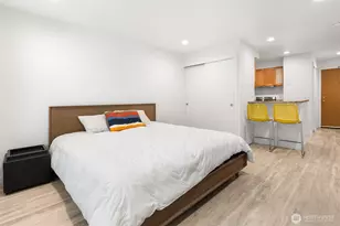 7600 Greenwood Ave N, Seattle, WA 98103 - Photo 9