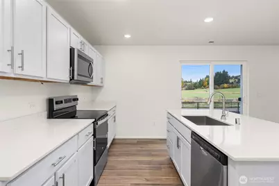 9902 Ferns Loop SE, Yelm, WA 98597 - Photo 9