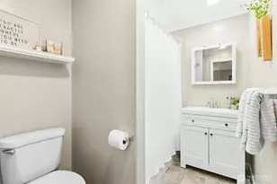 11815 NE 143rd St, Kirkland, WA 98034 - Photo 17