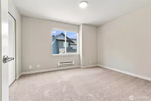 1946 Newport Way NW, Issaquah, WA 98027 - Photo 13