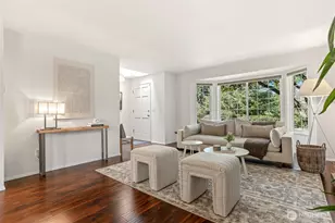 14855 SE 10th Pl, Bellevue, WA 98007 - Photo 5