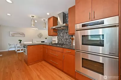 5212 W Mercer Place, Mercer Island, WA 98040 - Photo 13