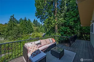 5212 W Mercer Pl, Mercer Island, WA 98040 - Photo 11