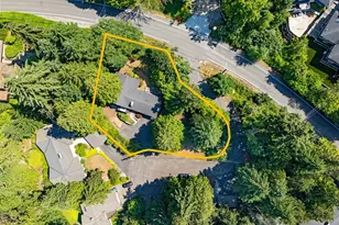 5212 W Mercer Pl, Mercer Island, WA 98040 - Photo 31