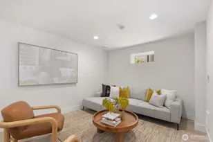 825 NE 105th St, Seattle, WA 98125 - Photo 25