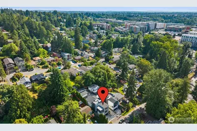 825 NE 105th Street, Seattle, WA 98125 - Photo 33