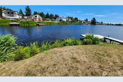 798 Cod Court SW, Ocean Shores, WA 98569 - Photo 25