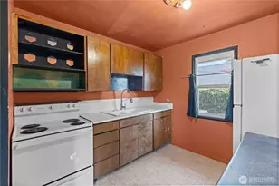 1530 N Wycoff Ave, Bremerton, WA 98312 - Photo 7