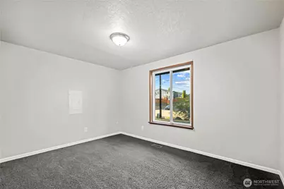 15207 94th Avenue E, Puyallup, WA 98375 - Photo 19
