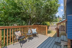 347 NW 74th St, Seattle, WA 98117 - Photo 31