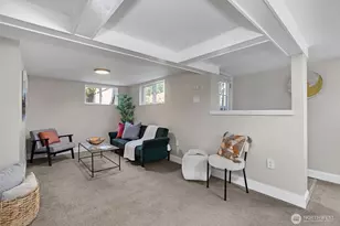 347 NW 74th St, Seattle, WA 98117 - Photo 25