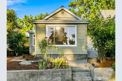 6542 Greenwood Avenue N, Seattle, WA 98103 - Photo 5