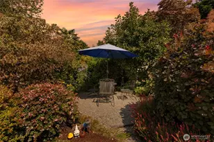 2910 W Crockett St, Seattle, WA 98199 - Photo 37