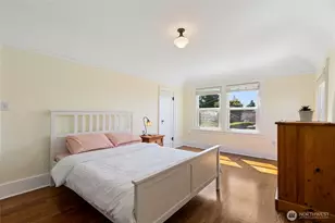 2910 W Crockett St, Seattle, WA 98199 - Photo 19