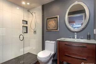 2040 Waverly Pl N, Seattle, WA 98109 - Photo 23
