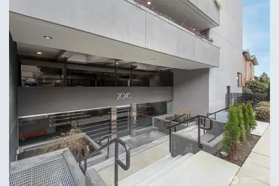 2040 Waverly Place N #301, Seattle, WA 98109 - Photo 35
