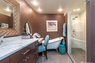 2040 Waverly Pl N, Seattle, WA 98109 - Photo 21