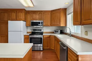 307 S 325th Ln, Federal Way, WA 98003 - Photo 9