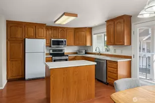307 S 325th Ln, Federal Way, WA 98003 - Photo 7