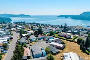 2306 Grant Pl, Anacortes, WA 98221 - Photo 33