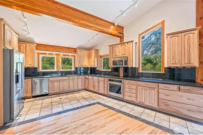 18595 US Highway 2, Leavenworth, WA 98826 - Photo 5