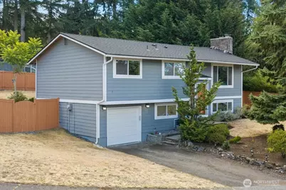 9210 166th Place NE, Redmond, WA 98052 - Photo 1
