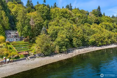 9943 SW 123rd Place, Vashon, WA 98070 - Photo 3