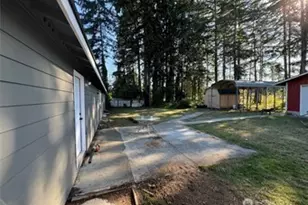 30 E Sylvan Heights Ln, Shelton, WA 98584 - Photo 3