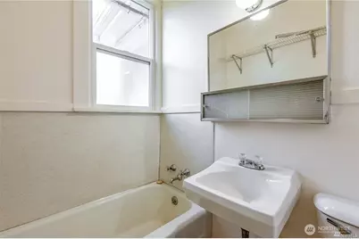 1714 Colby Avenue #2, Everett, WA 98201 - Photo 5