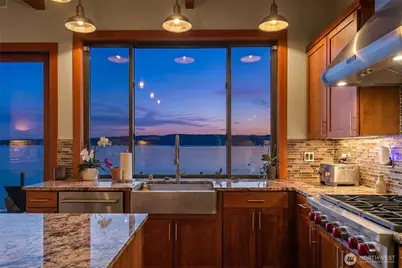 2963 Tillicum Beach Drive, Camano Island, WA 98282 - Photo 21