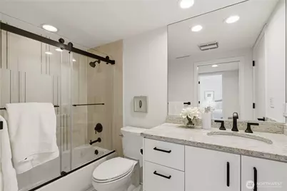 7432 E Mercer Wy, Mercer Island, WA 98040 - Photo 9