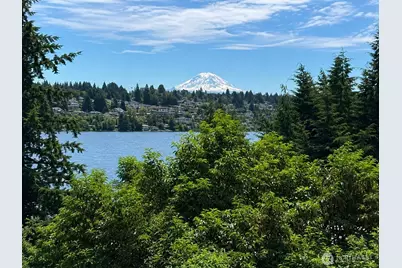 7432 E Mercer Wy, Mercer Island, WA 98040 - Photo 1