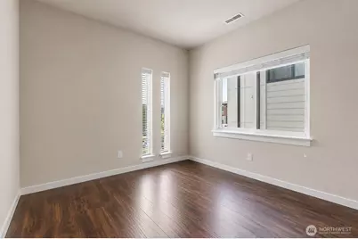 5311 48th Street W, University Place, WA 98467 - Photo 5