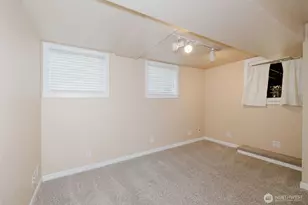 918 Taylor St E, Port Orchard, WA 98366 - Photo 31