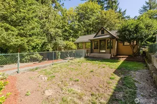 918 Taylor St E, Port Orchard, WA 98366 - Photo 3
