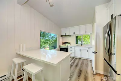 5700 212th Street SW, Mountlake Terrace, WA 98043 - Photo 19
