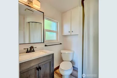 5700 212th Street SW, Mountlake Terrace, WA 98043 - Photo 33