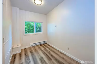 5700 212th Street SW, Mountlake Terrace, WA 98043 - Photo 11