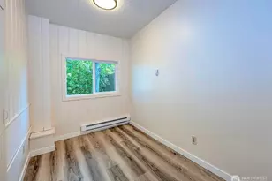 5700 212th St SW, Mountlake Terrace, WA 98043 - Photo 11