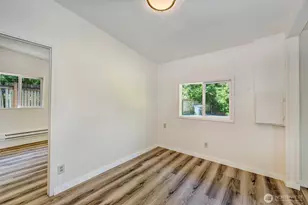 5700 212th St SW, Mountlake Terrace, WA 98043 - Photo 31