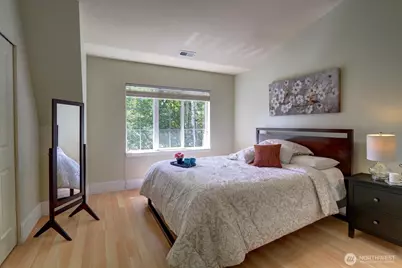 18268 NE 97th Way #104, Redmond, WA 98052 - Photo 7