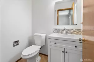 1016 S 203rd St, Des Moines, WA 98198 - Photo 15