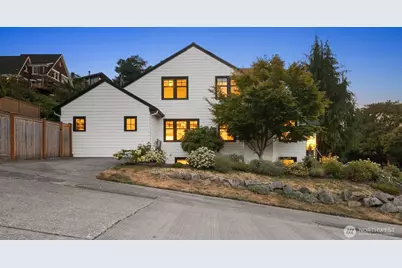 803 W Etruria Street, Seattle, WA 98119 - Photo 33