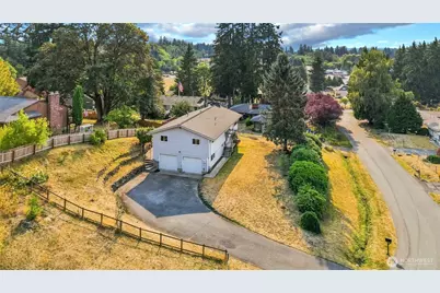 1875 NE Bentley Drive, Bremerton, WA 98311 - Photo 33