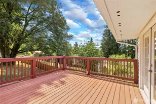 1875 NE Bentley Dr, Bremerton, WA 98311 - Photo 11